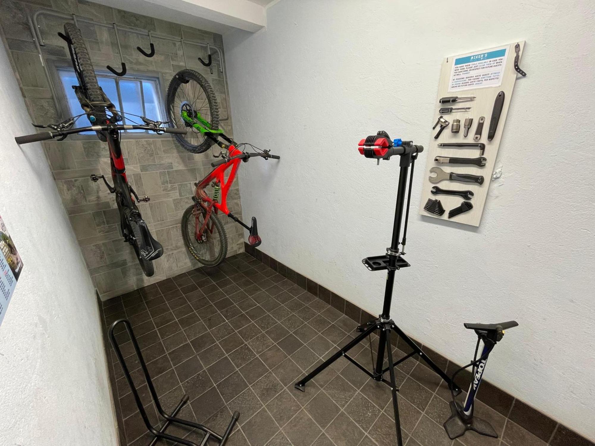 Biker'S Blue Cove Apartment Finale Ligure Luaran gambar